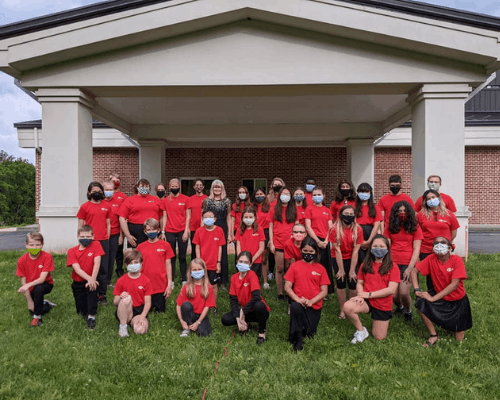 Children's Chorus with Director 500x400 Children’s Chorus with Director 500×400